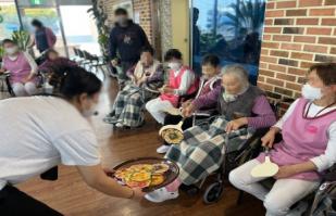 2026.02.04 " 전 뒤집기부터 악기연주까지, 나비요양원 어르신들의 즐거운 설날 준비 "